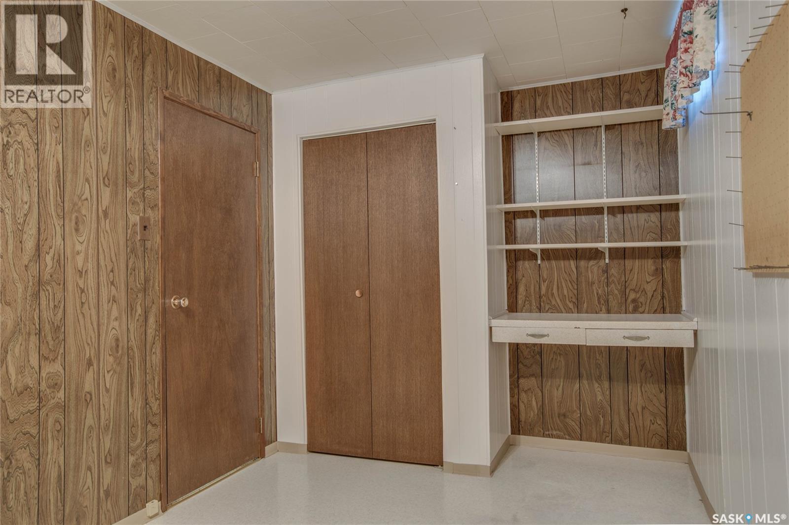 1701 Prince of Wales AVENUE — photo 21