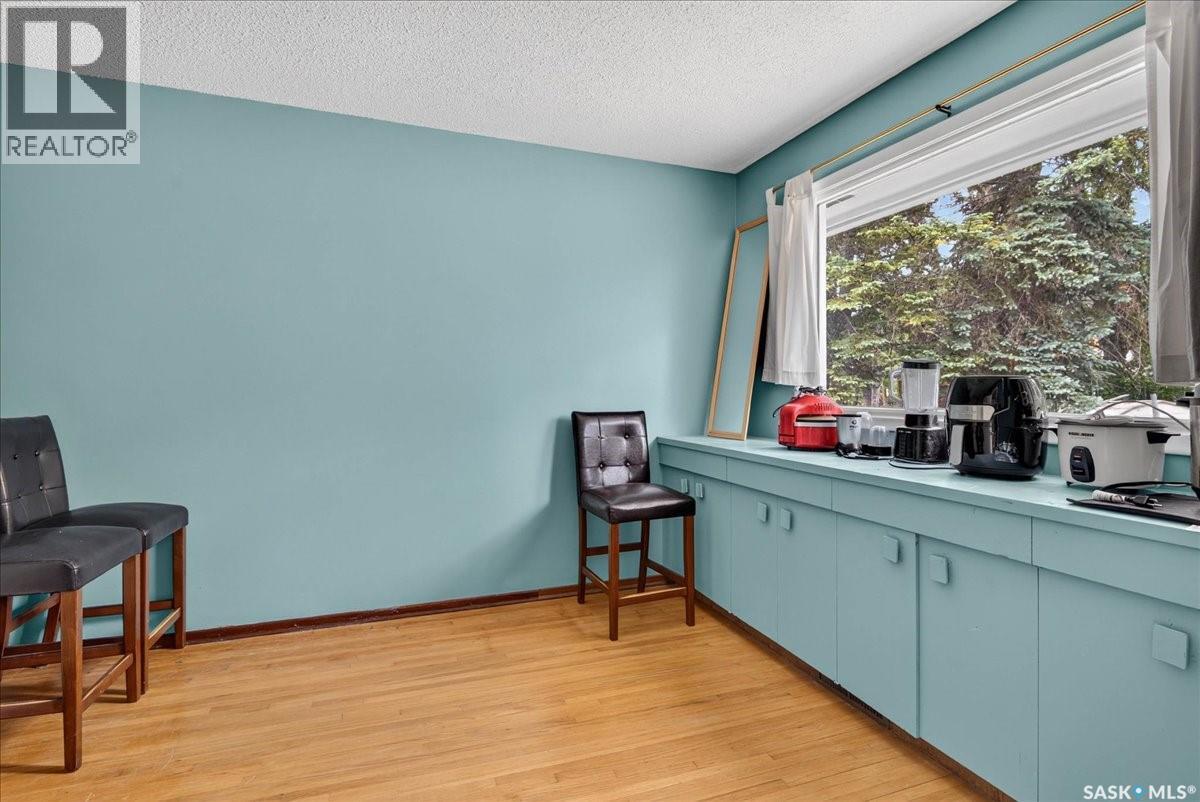 3909 HILLSDALE STREET - 11