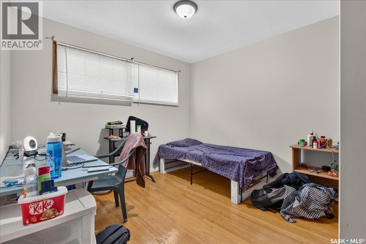 3909 HILLSDALE STREET - 13