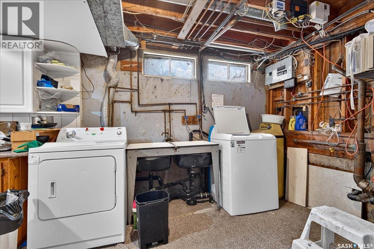 3909 HILLSDALE STREET - 29
