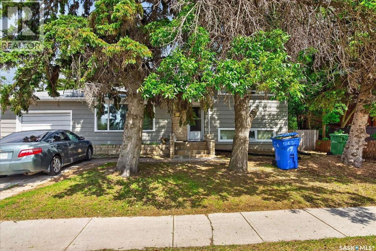 3909 HILLSDALE STREET - 3