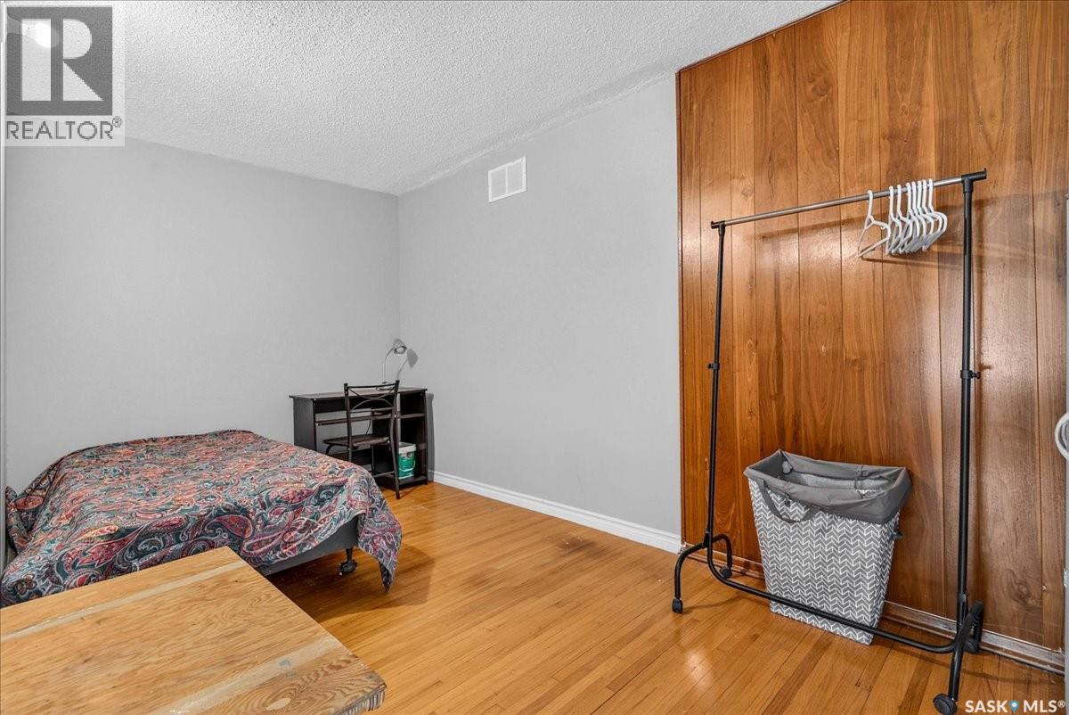 3909 HILLSDALE STREET - 7