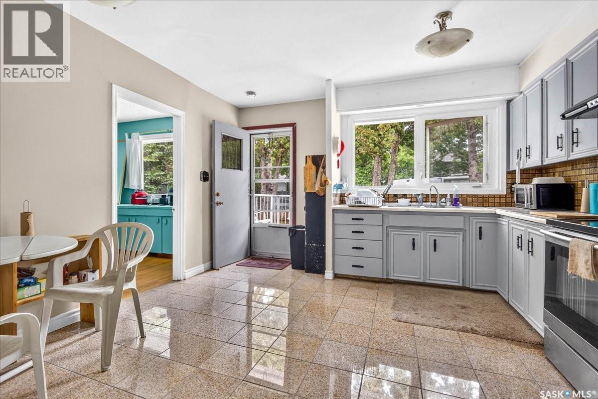 3909 HILLSDALE STREET - 8
