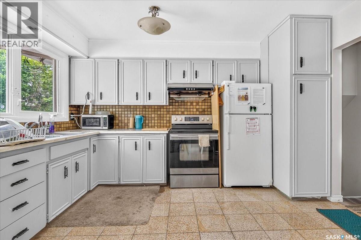 3909 HILLSDALE STREET - 9
