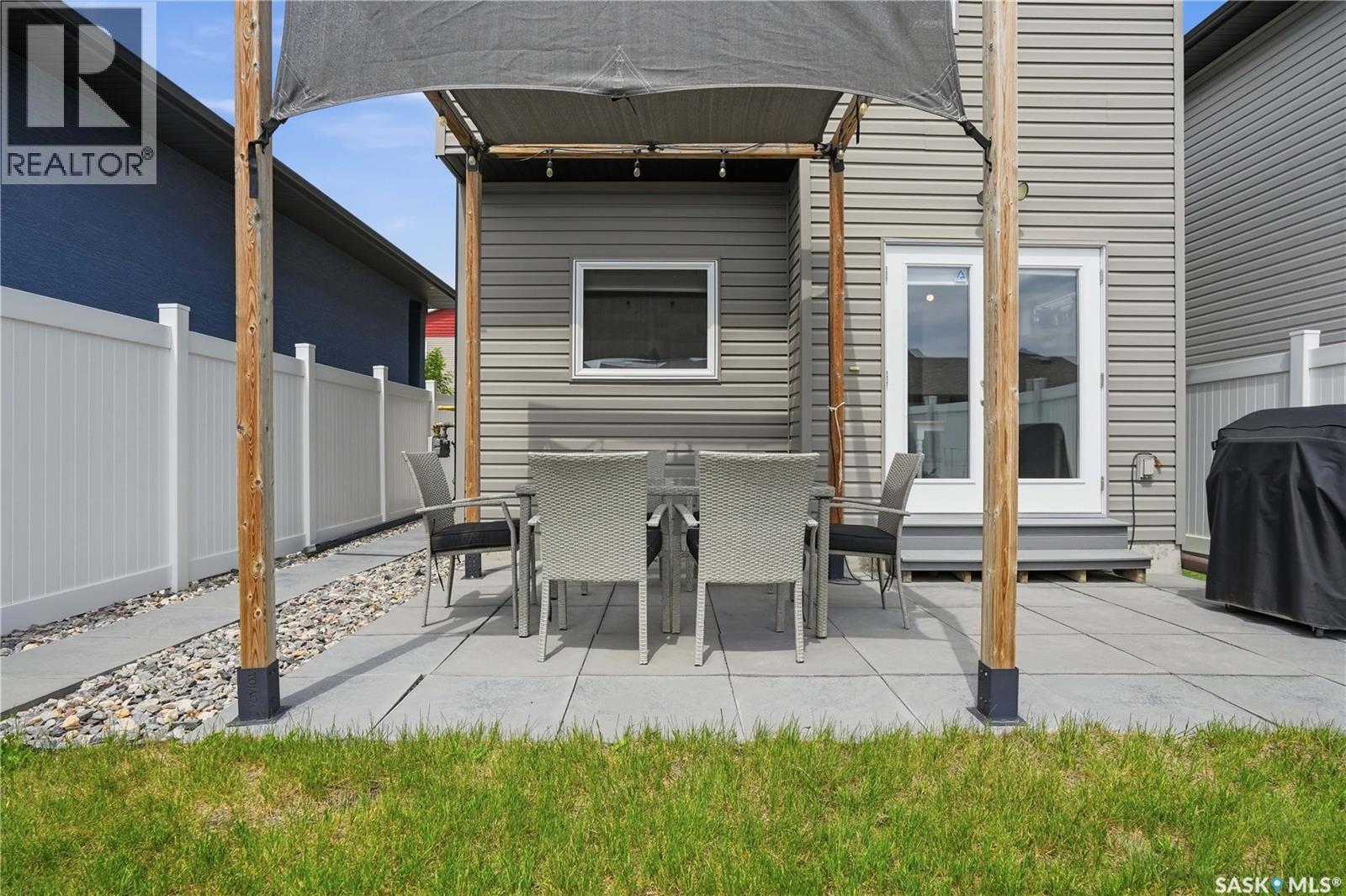 5425 Campling AVENUE — photo 36