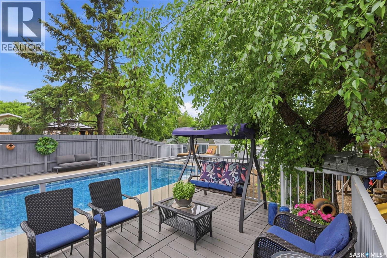 1660 Alexandra AVENUE — photo 34