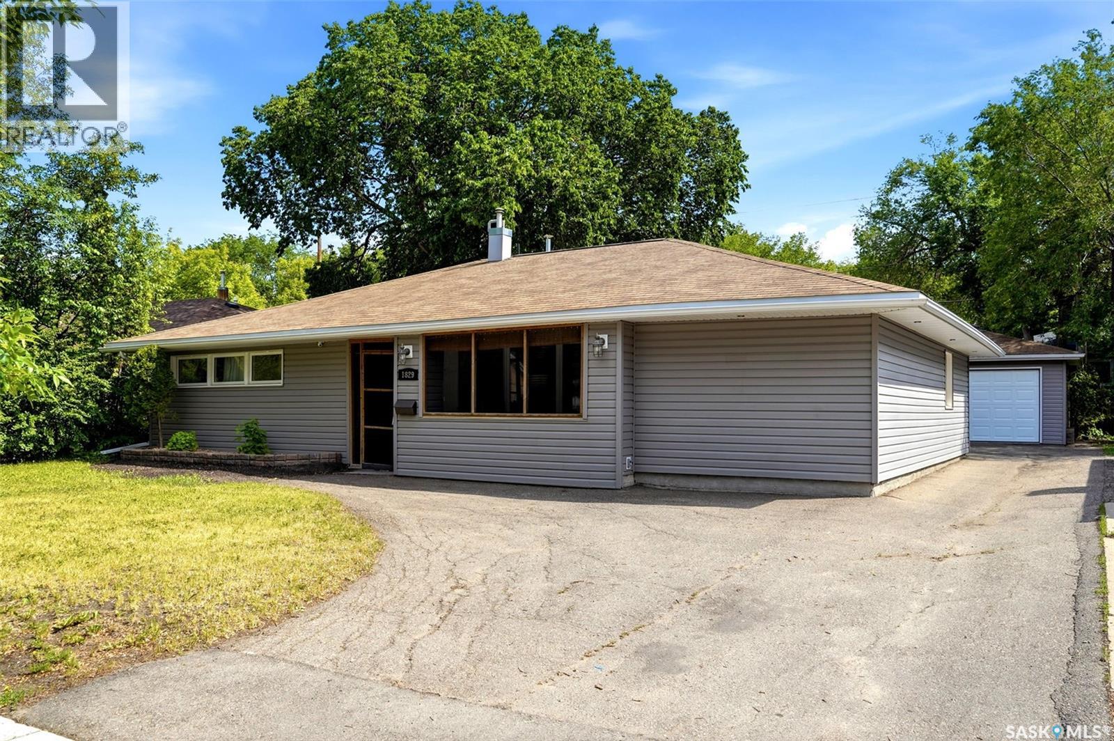 1829 GRANT DRIVE - 1