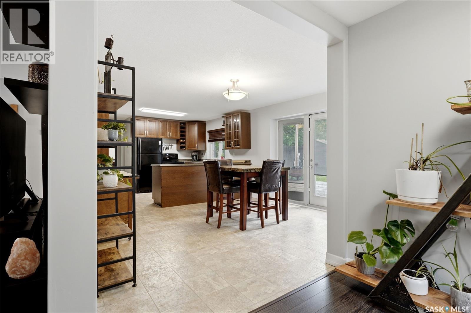 1829 GRANT DRIVE - 13
