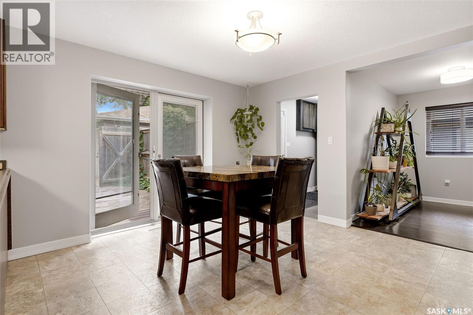 1829 GRANT DRIVE - 19