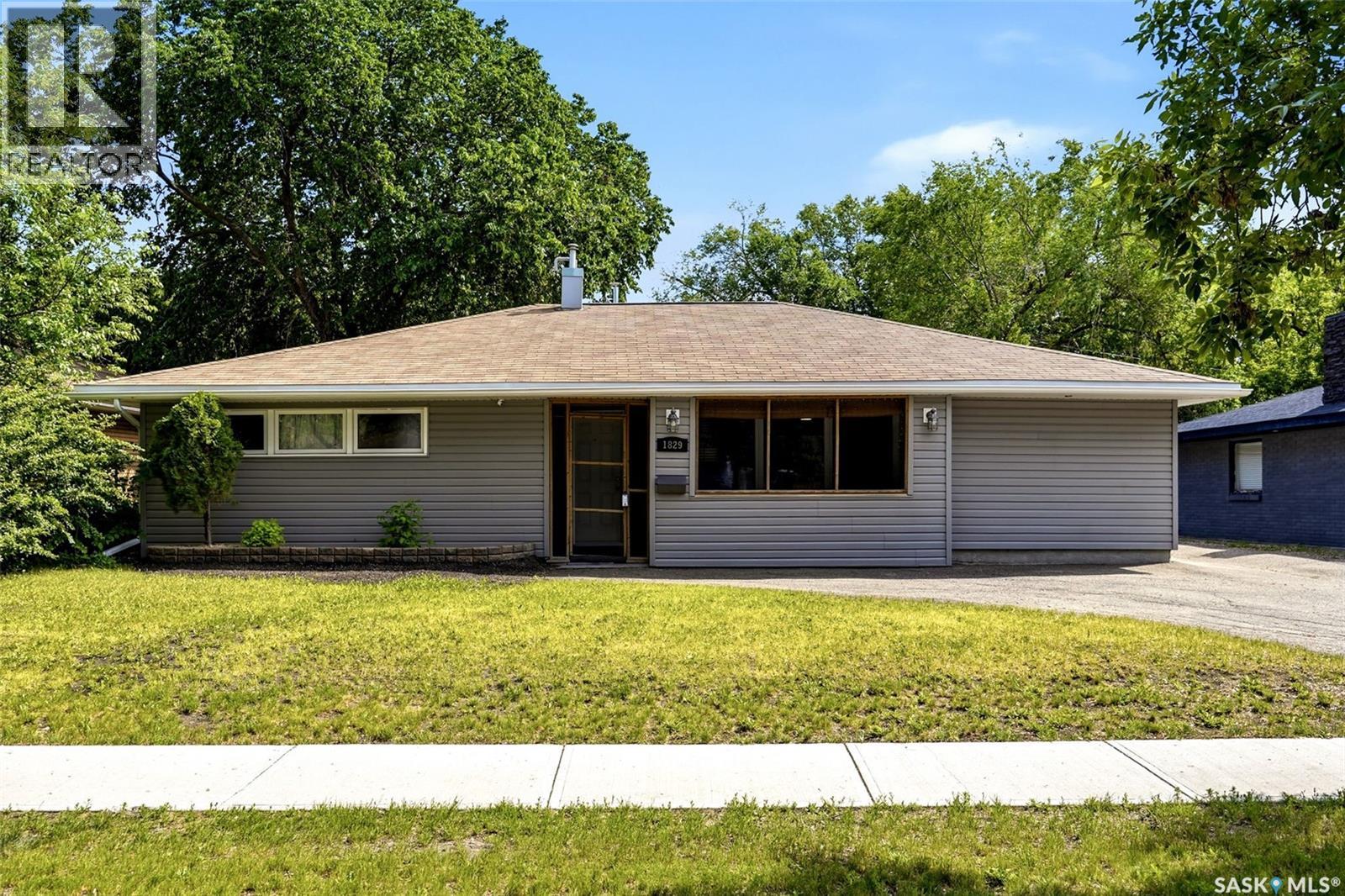 1829 GRANT DRIVE - 2