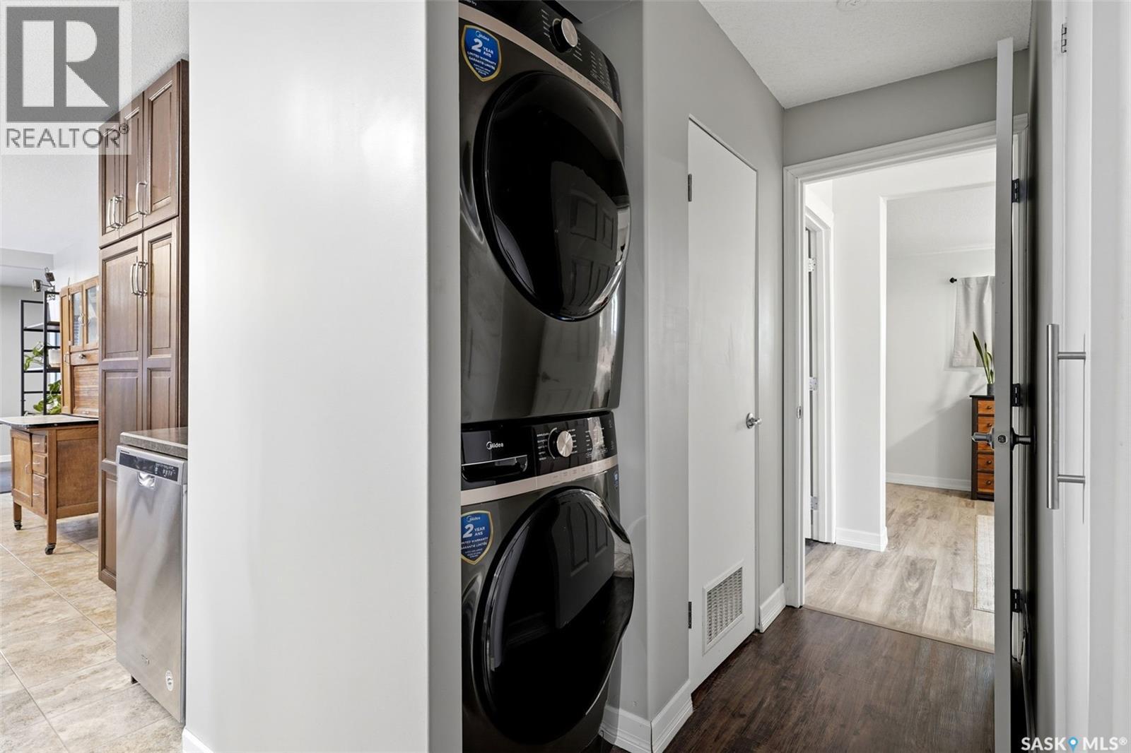 1829 GRANT DRIVE - 29