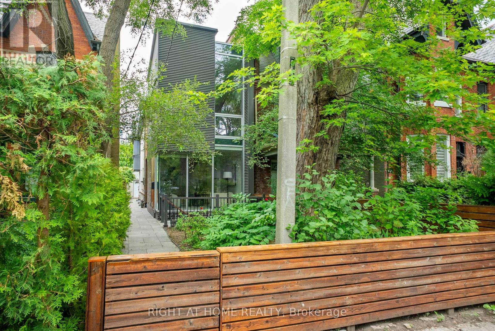 281 BRUNSWICK AVENUE - 1