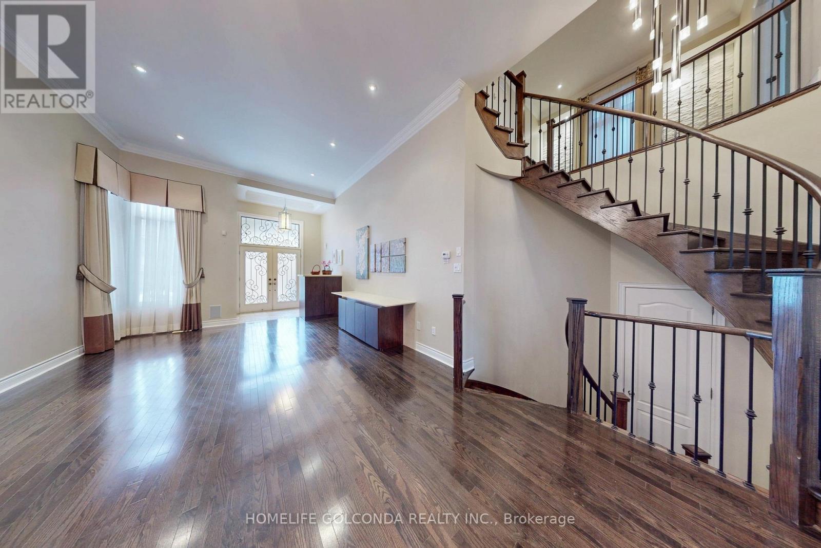 43 BELLOTTI CRESCENT - 9