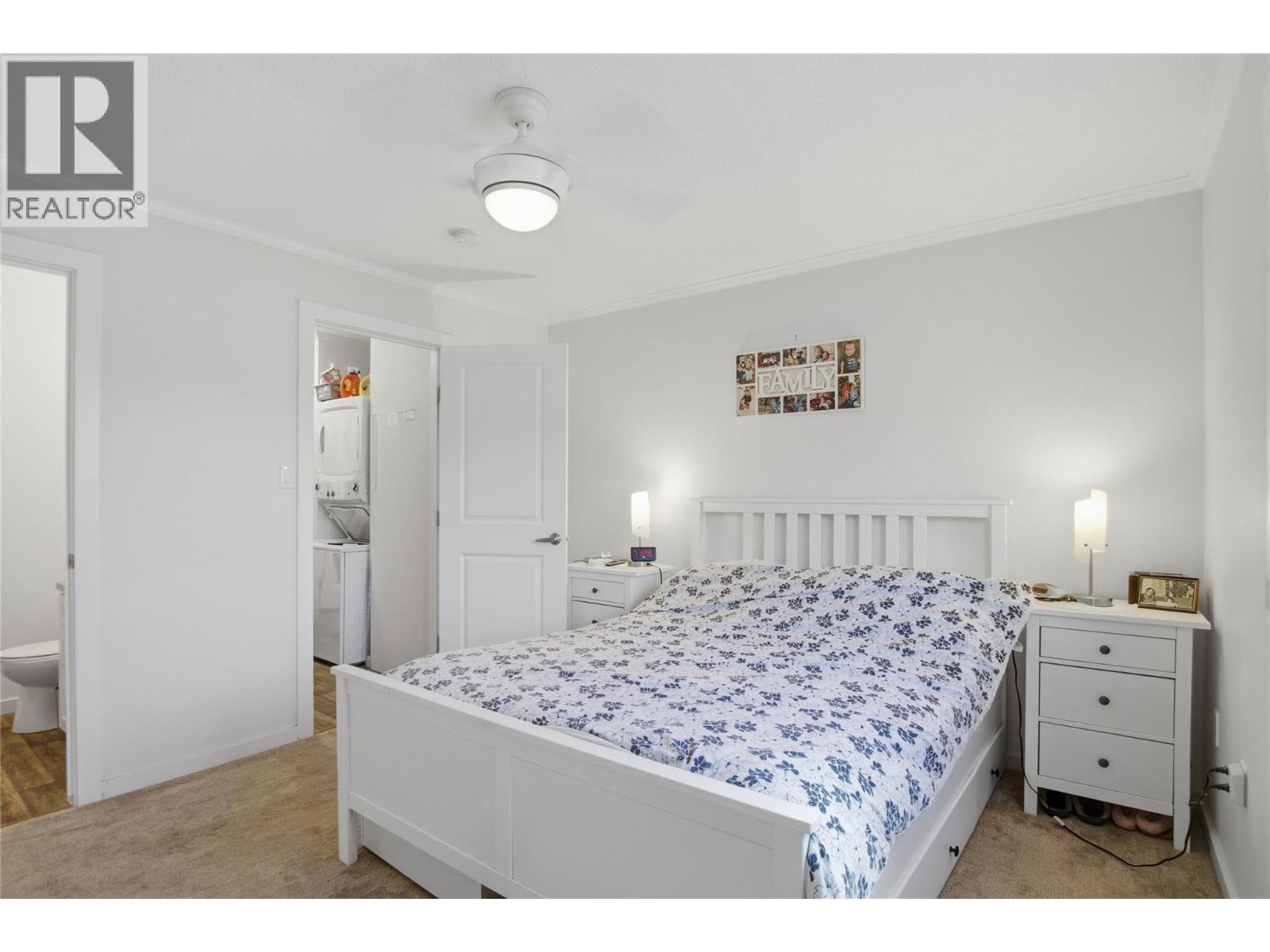 #66 2400 Oakdale Way - Image 17