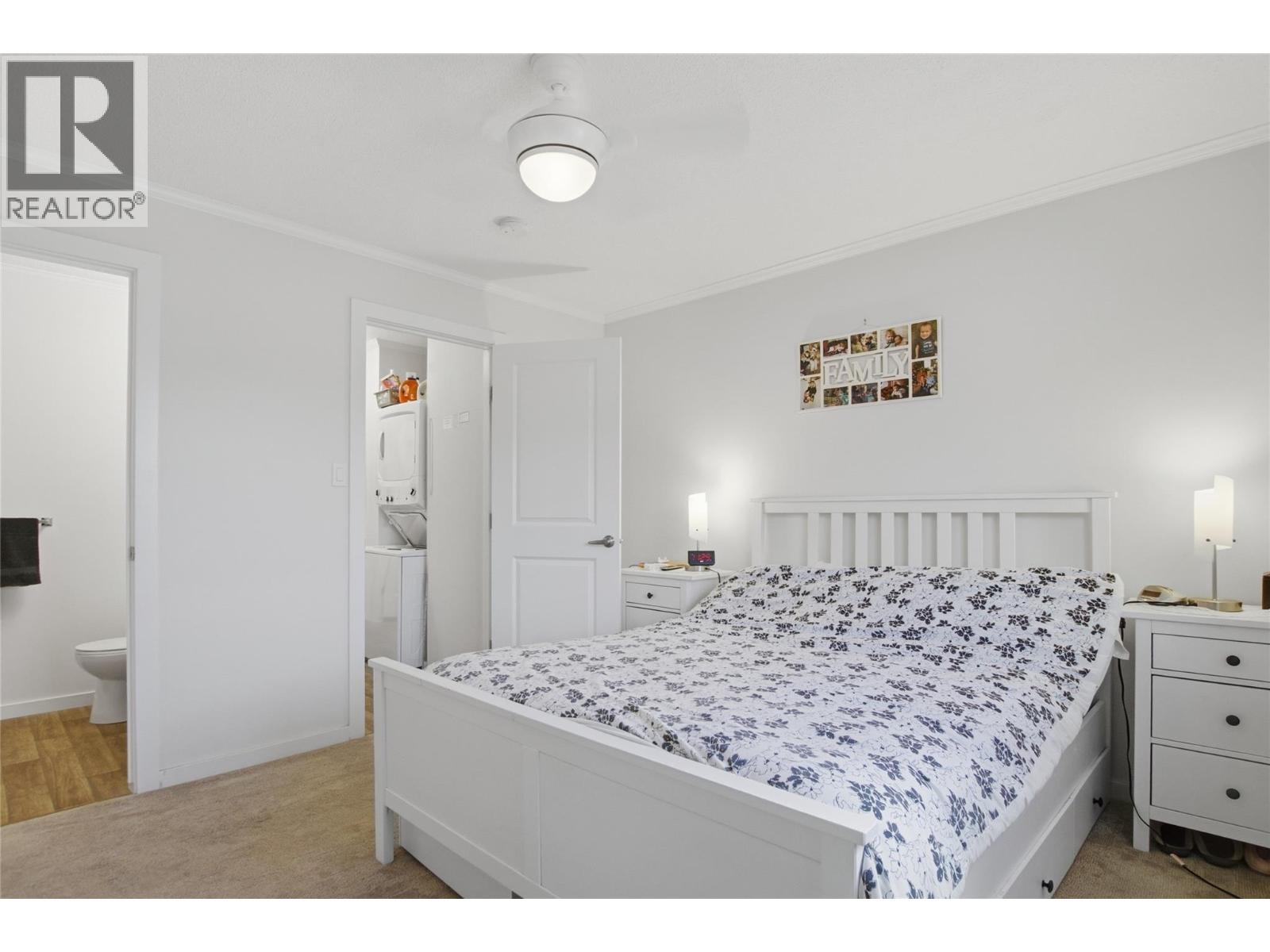 #66 2400 Oakdale Way - 18