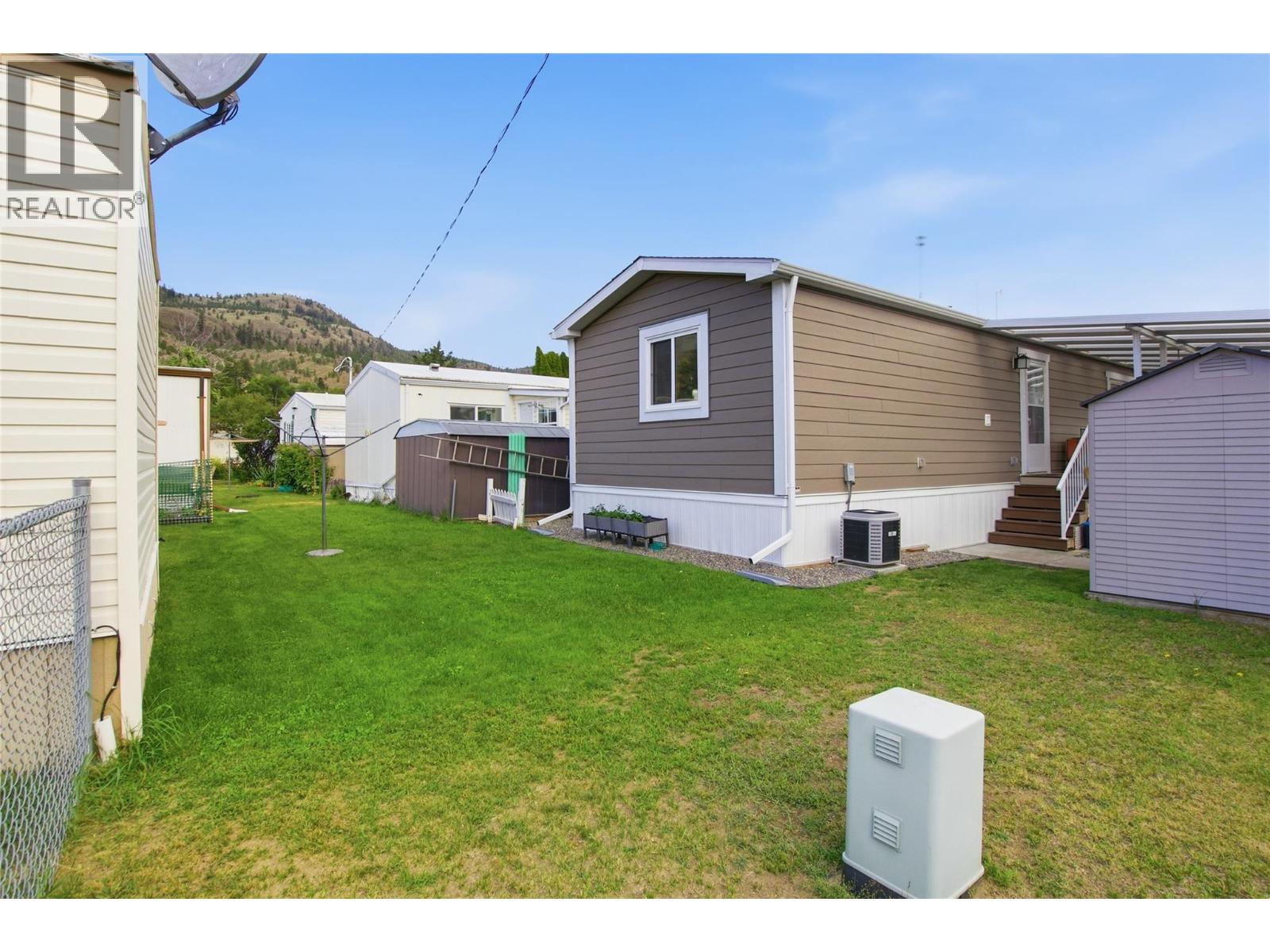 #66 2400 Oakdale Way - Image 6