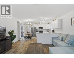 2400 Oakdale Way Unit# 66, Kamloops, BC V2B6W7 Photo 8