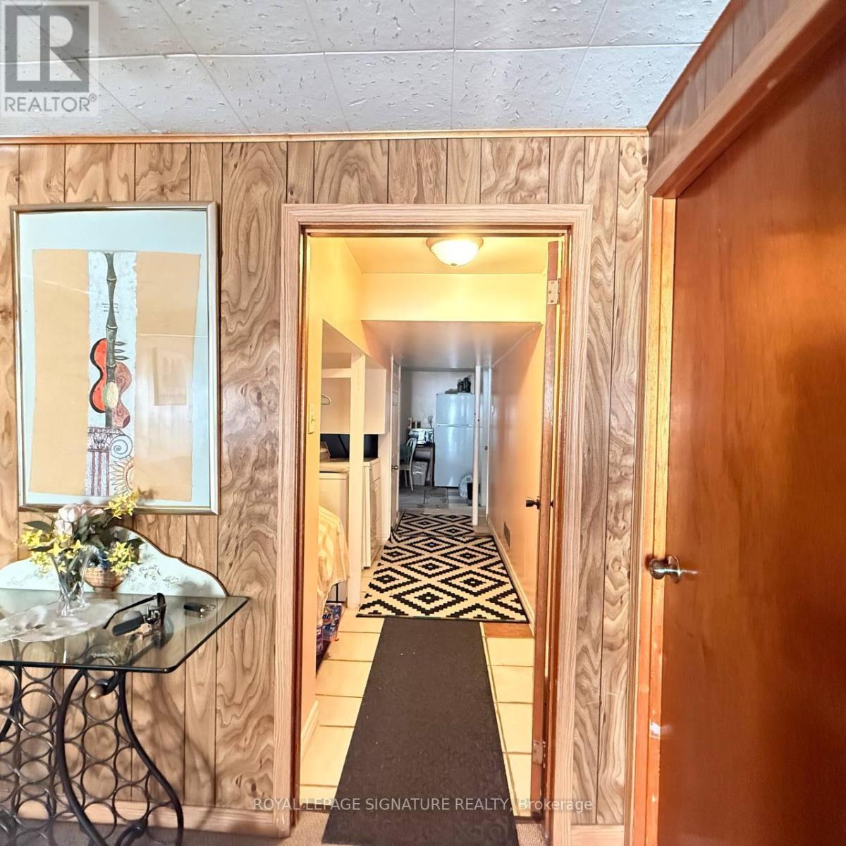 117 ROMFIELD CIRCUIT - 16