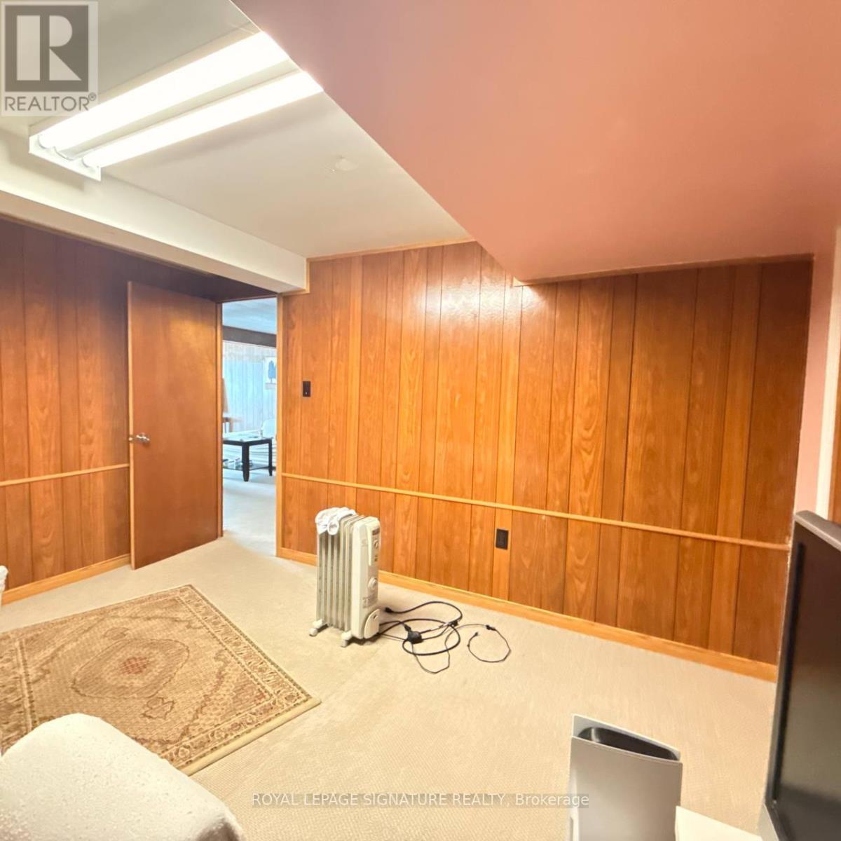 117 ROMFIELD CIRCUIT - 17