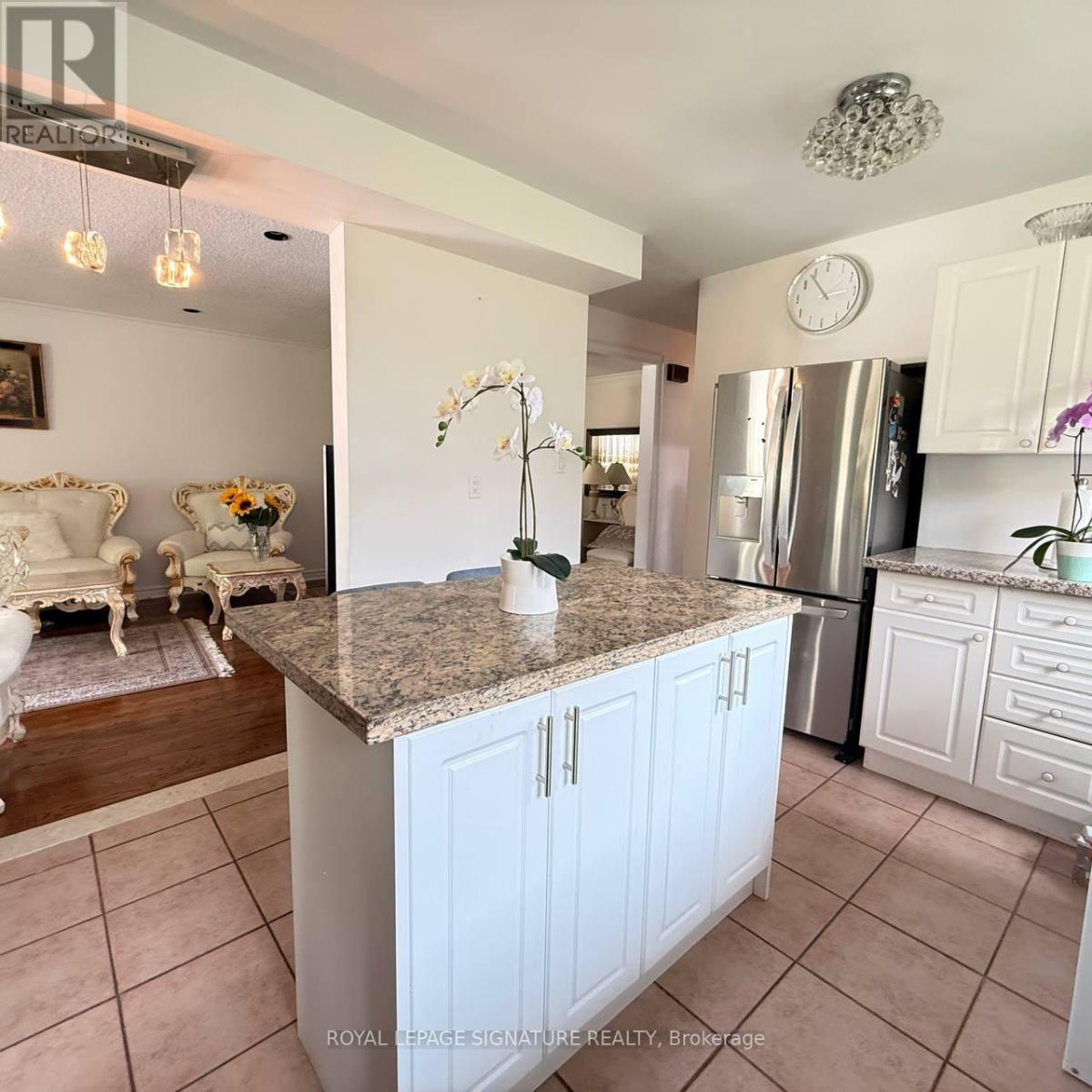 117 ROMFIELD CIRCUIT - 12