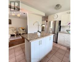 117 Romfield Circuit, Markham, ON L3T3H7 Photo 12