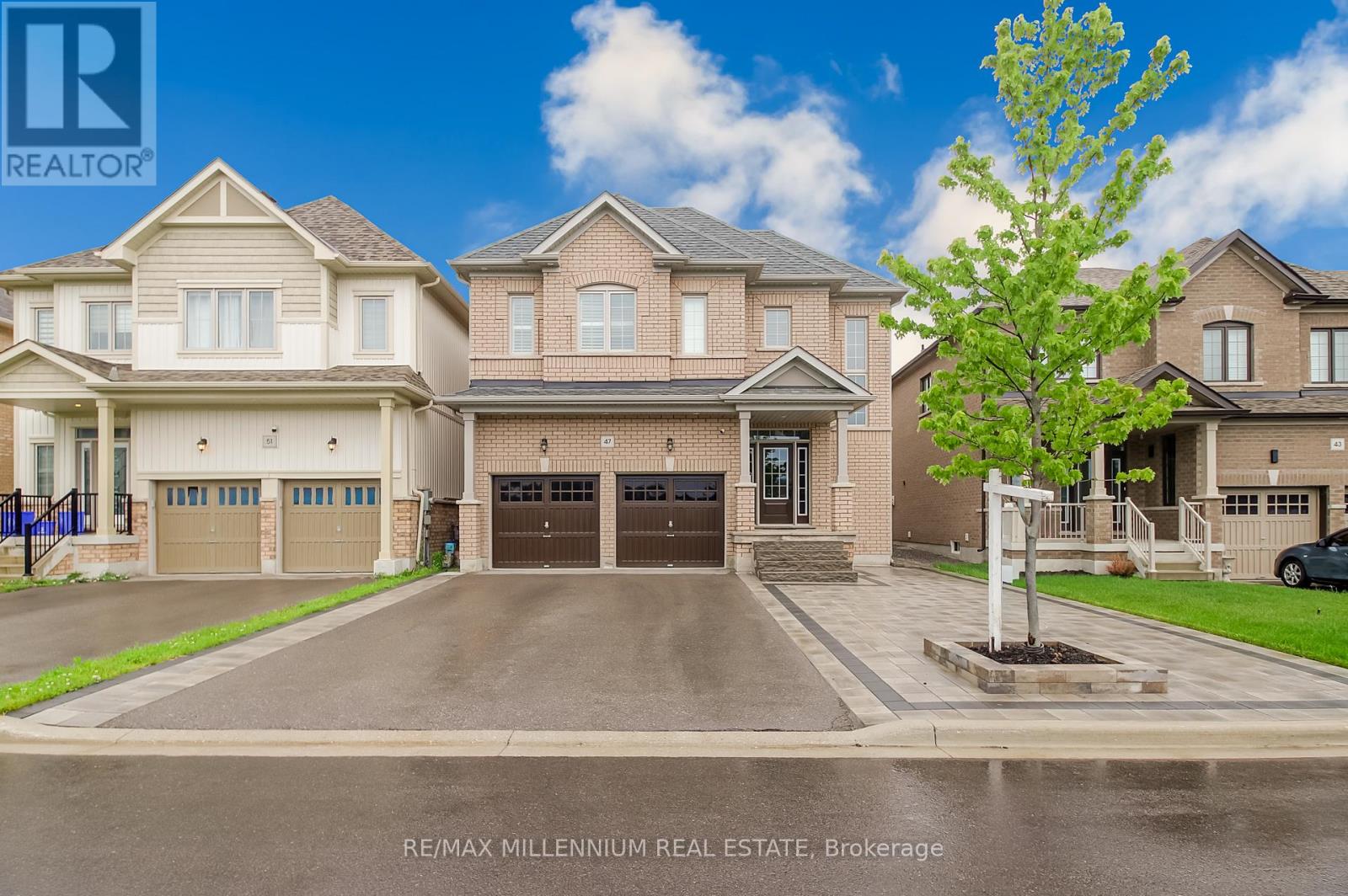 47 DOUGLAS KEMP CRESCENT - 1