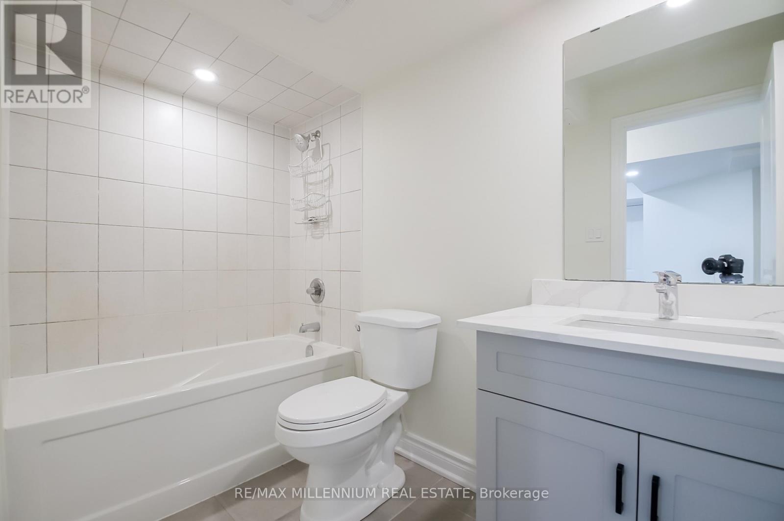 47 DOUGLAS KEMP CRESCENT - 39