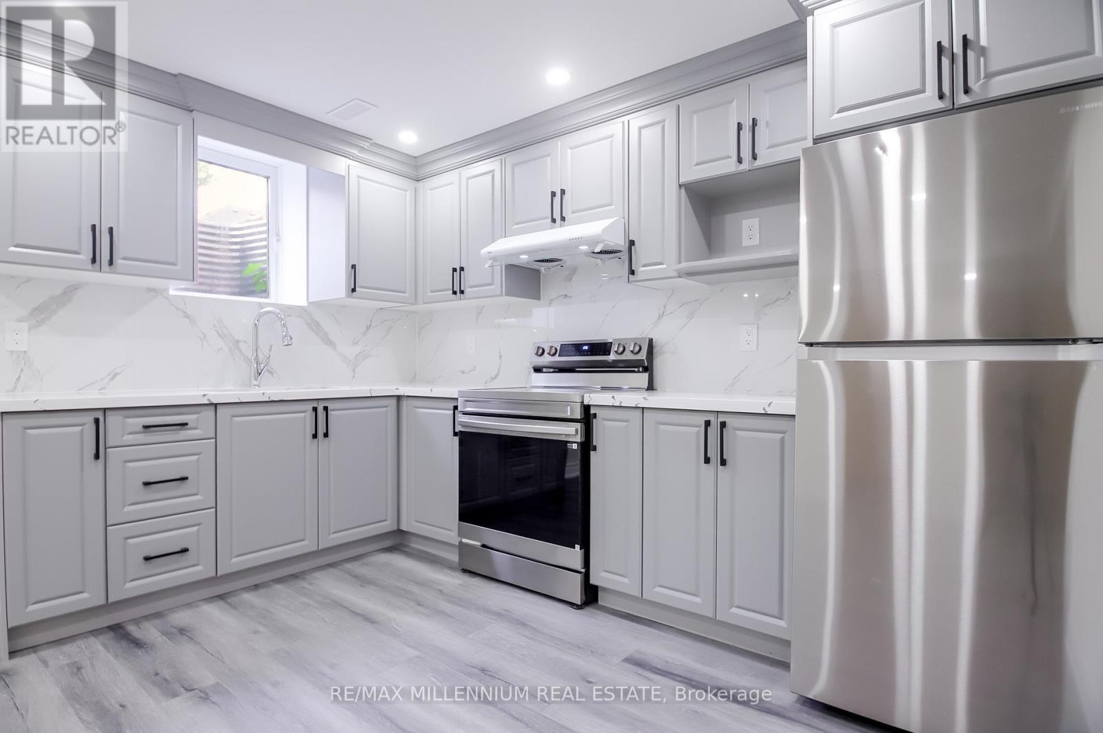 47 DOUGLAS KEMP CRESCENT - 43