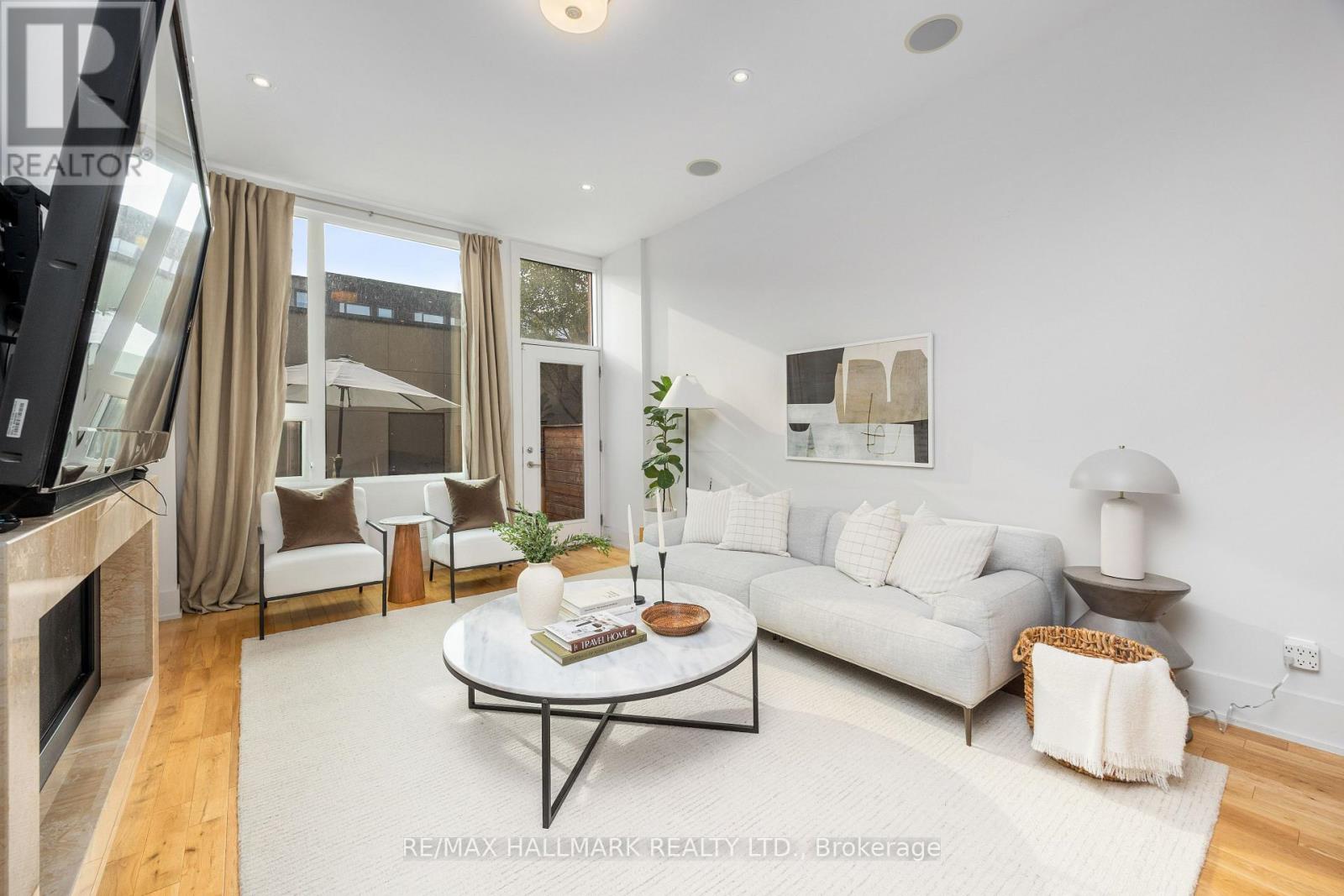 68 BOULTON AVENUE - 10