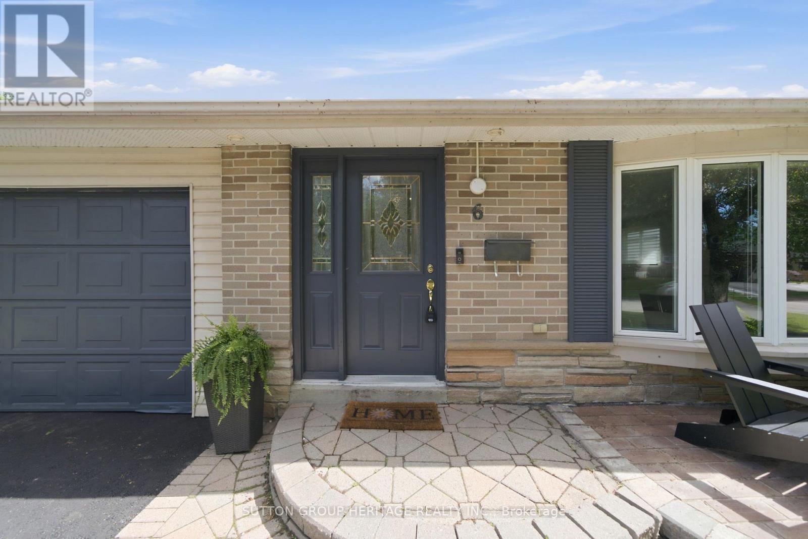 6 LEWIN CRESCENT - 41
