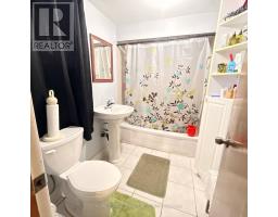 117 Romfield Circuit, Markham, ON L3T3H7 Photo 27