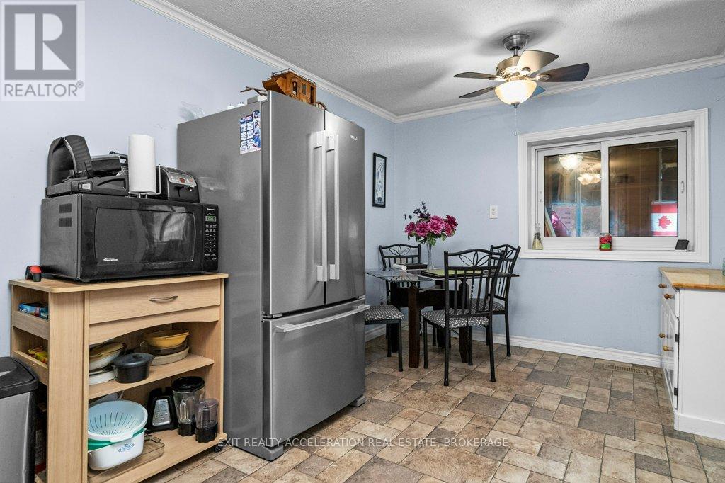 108 DUNDAS STREET - 11