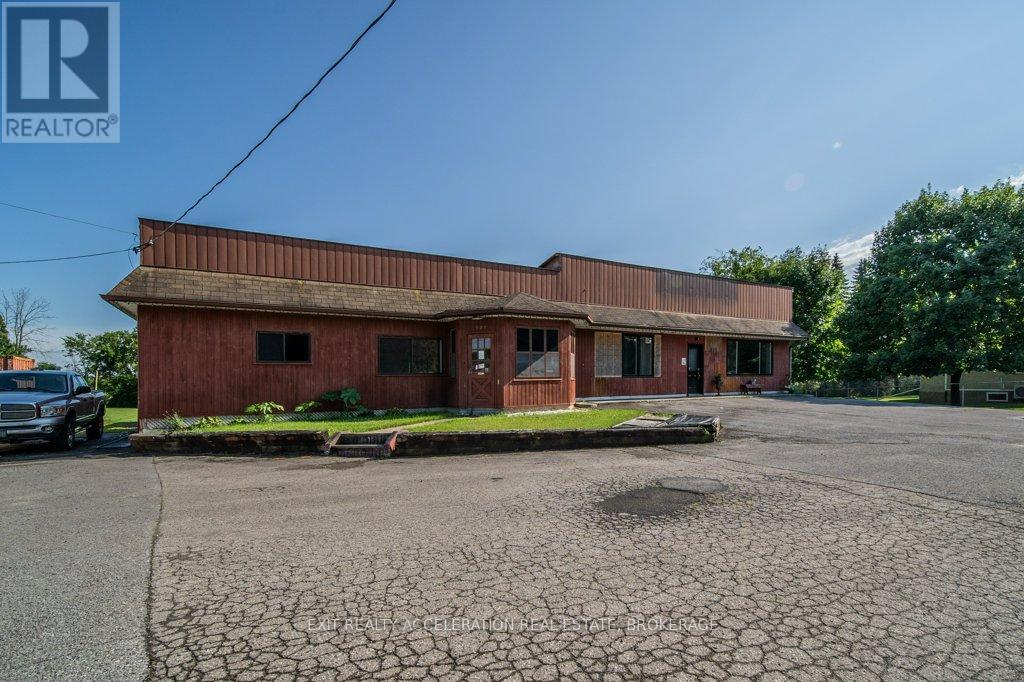 108 DUNDAS STREET - 3