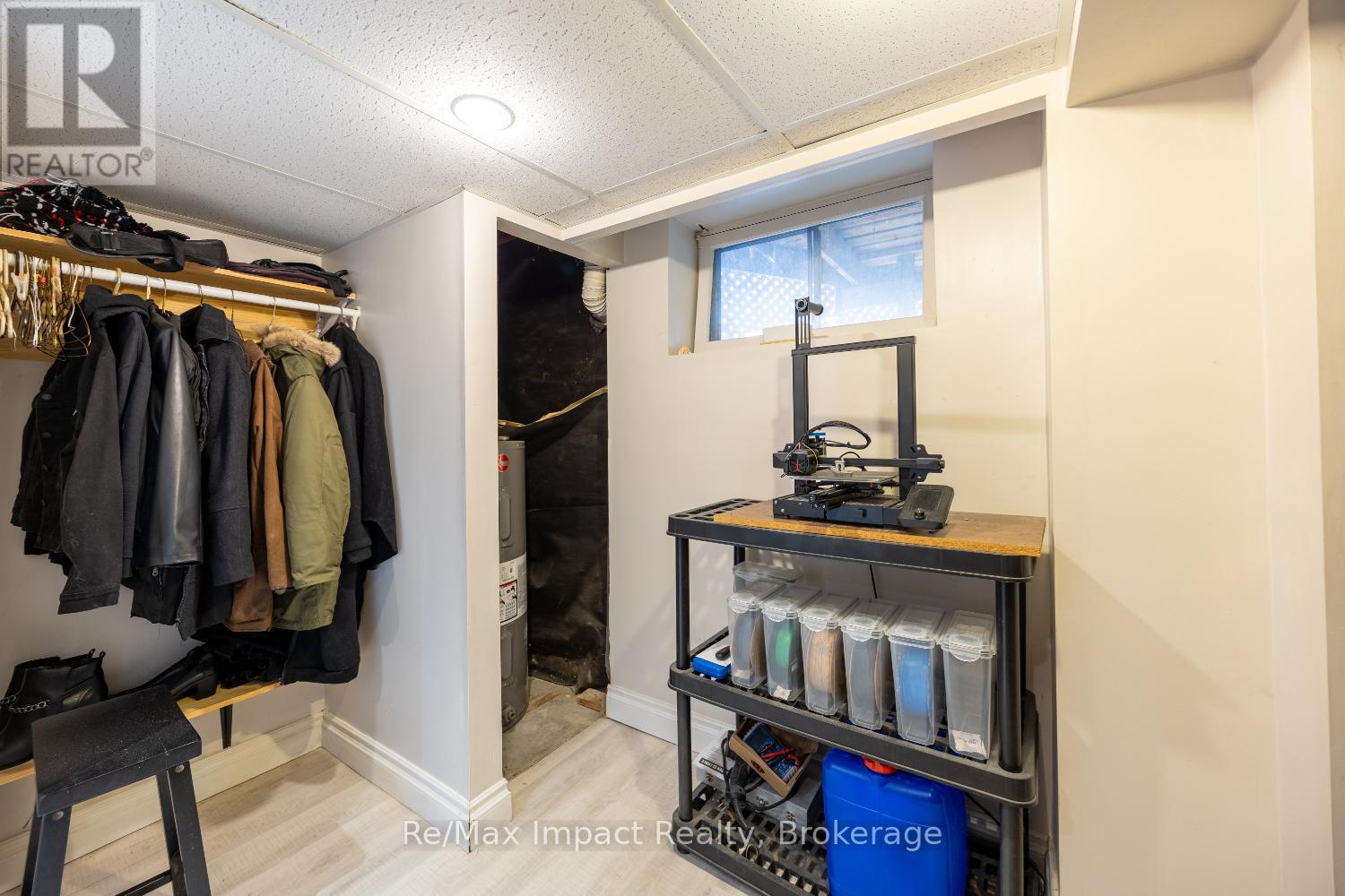 44 BROWN STREET - 26