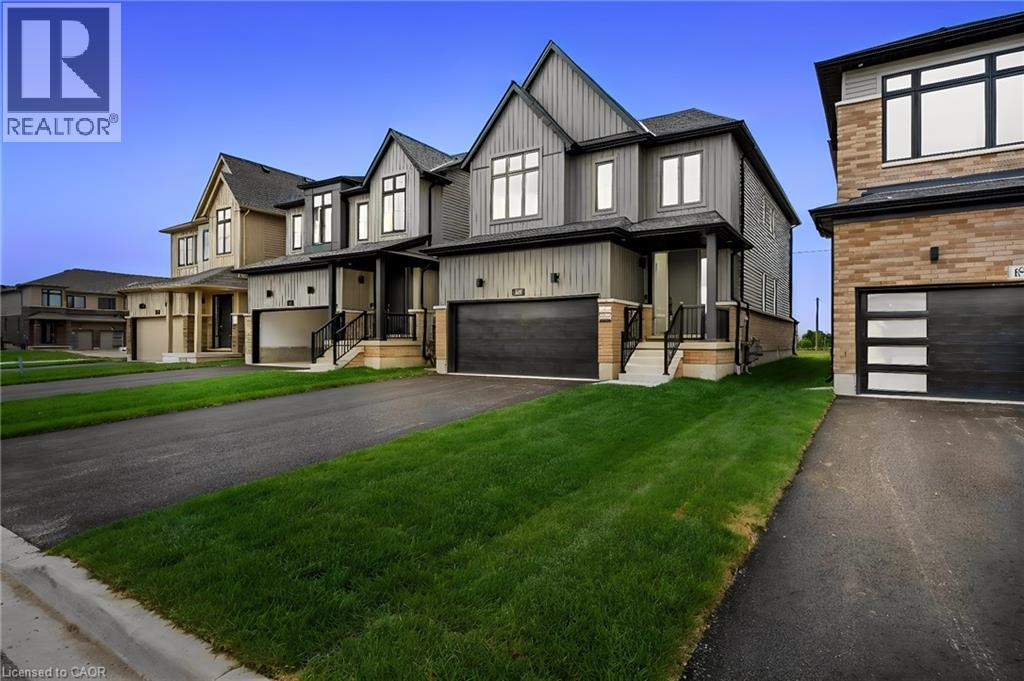 14 HEPBURN Place N - 1