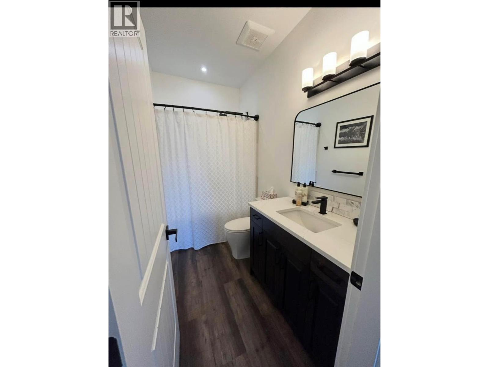 164 Sunset Boulevard - 70
