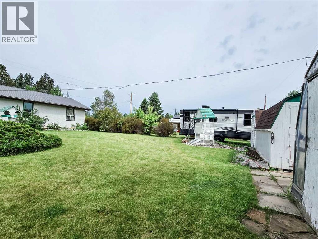 5013 51 Street - 22