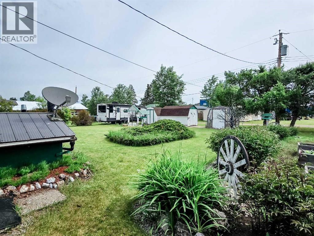 5013 51 Street - 25