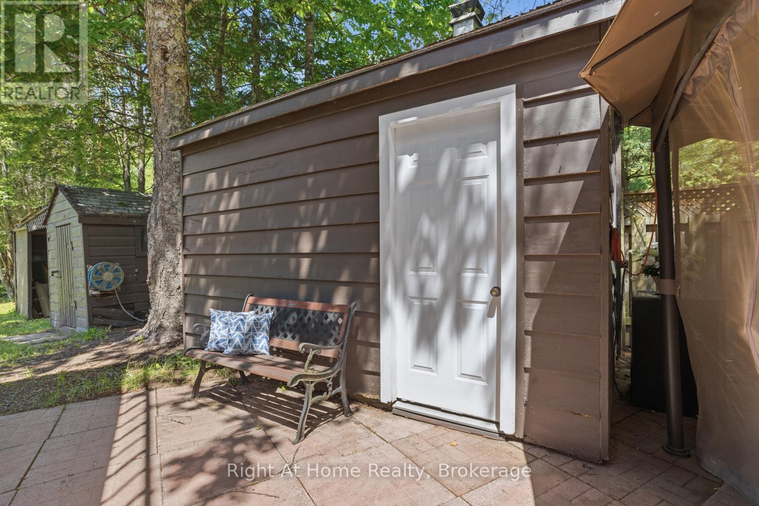 1074 HOLIDAY PARK DRIVE - 43
