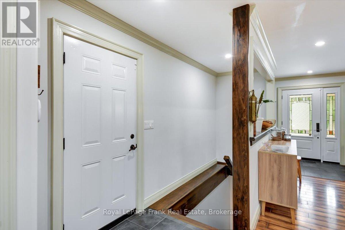2166 6TH LINE DUMMER ROAD N - 32