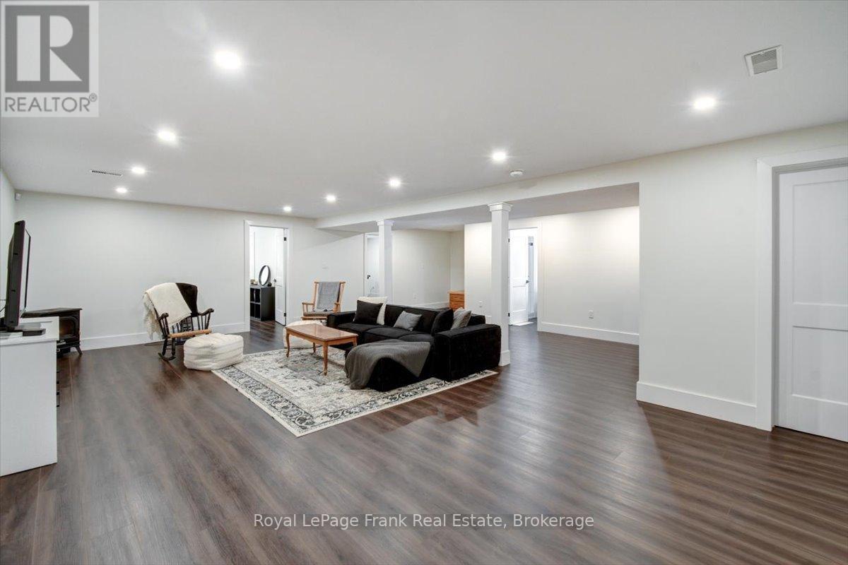 2166 6TH LINE DUMMER ROAD N - 33