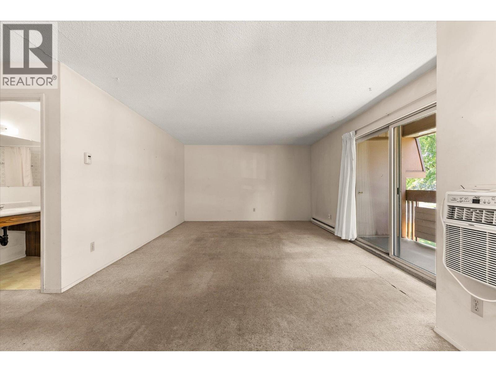 #203A 880 Badke Road - 7