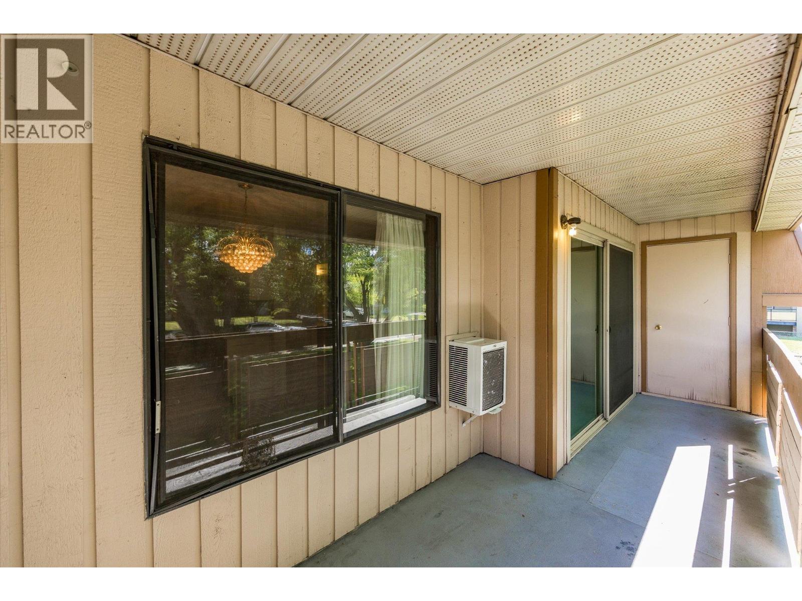 #203A 880 Badke Road - 14