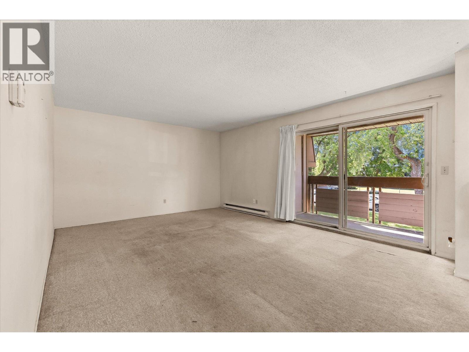 #203A 880 Badke Road - 8