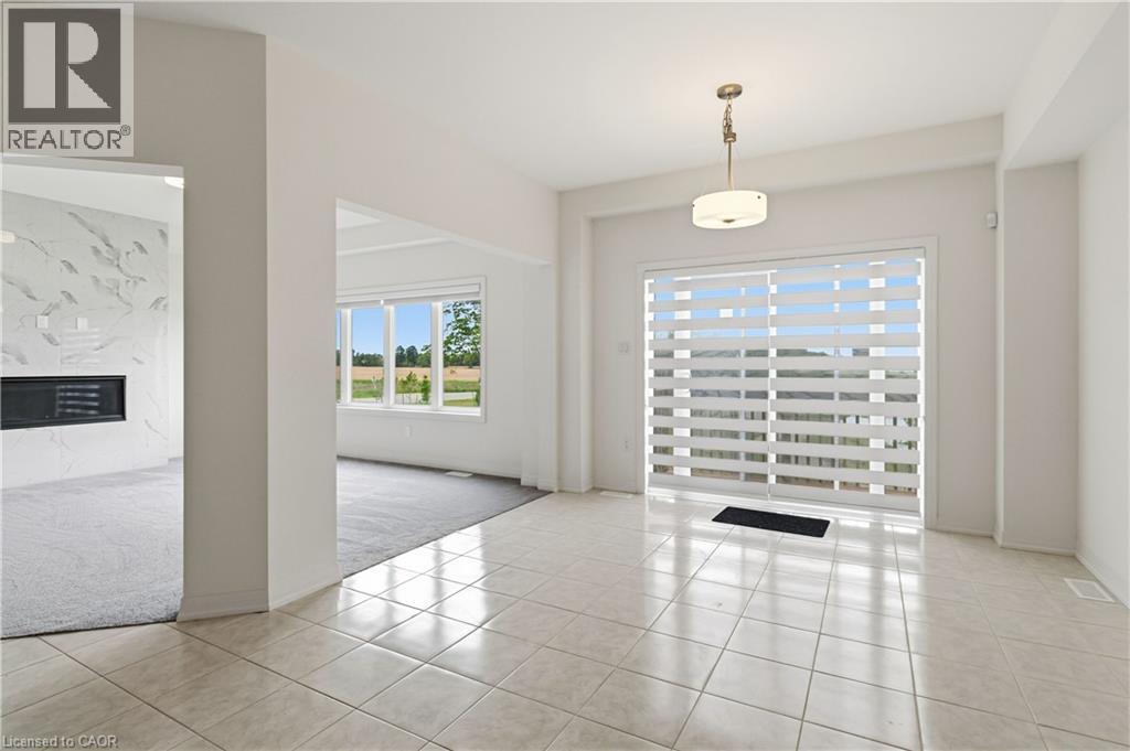 5-bedroom home for sale at 126 HITCHMAN Street, Paris ON · photo 15 of 34