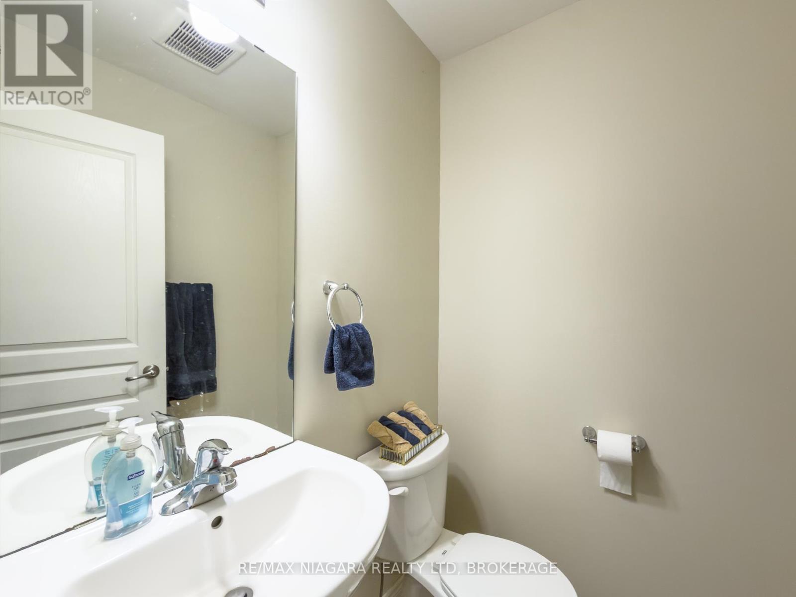 7905 OLDFIELD ROAD - 9