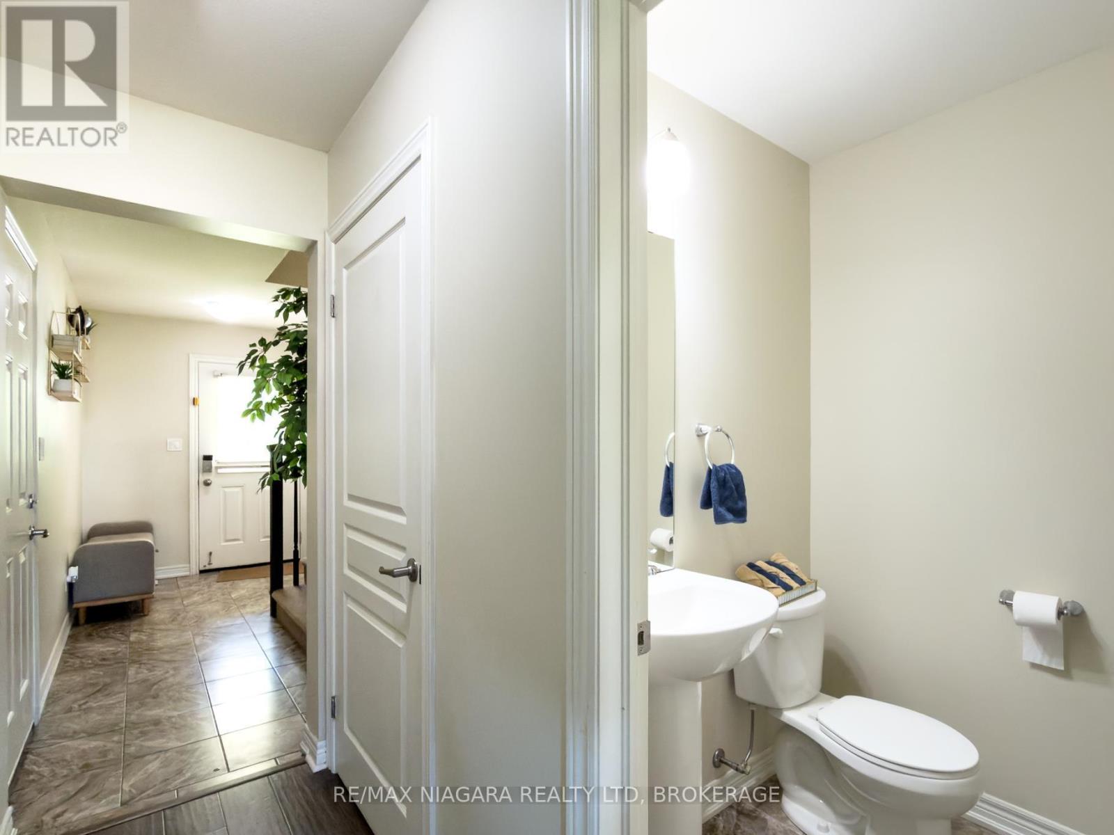 7905 OLDFIELD ROAD - 8