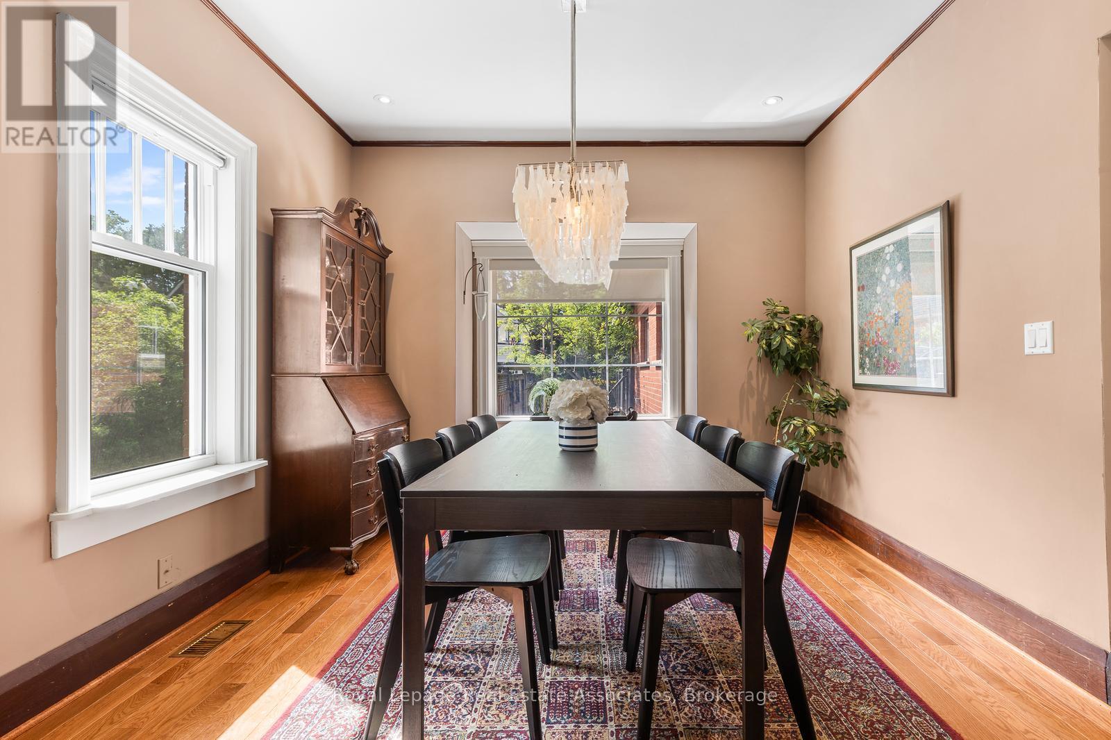 1807 BALSAM AVENUE - 17