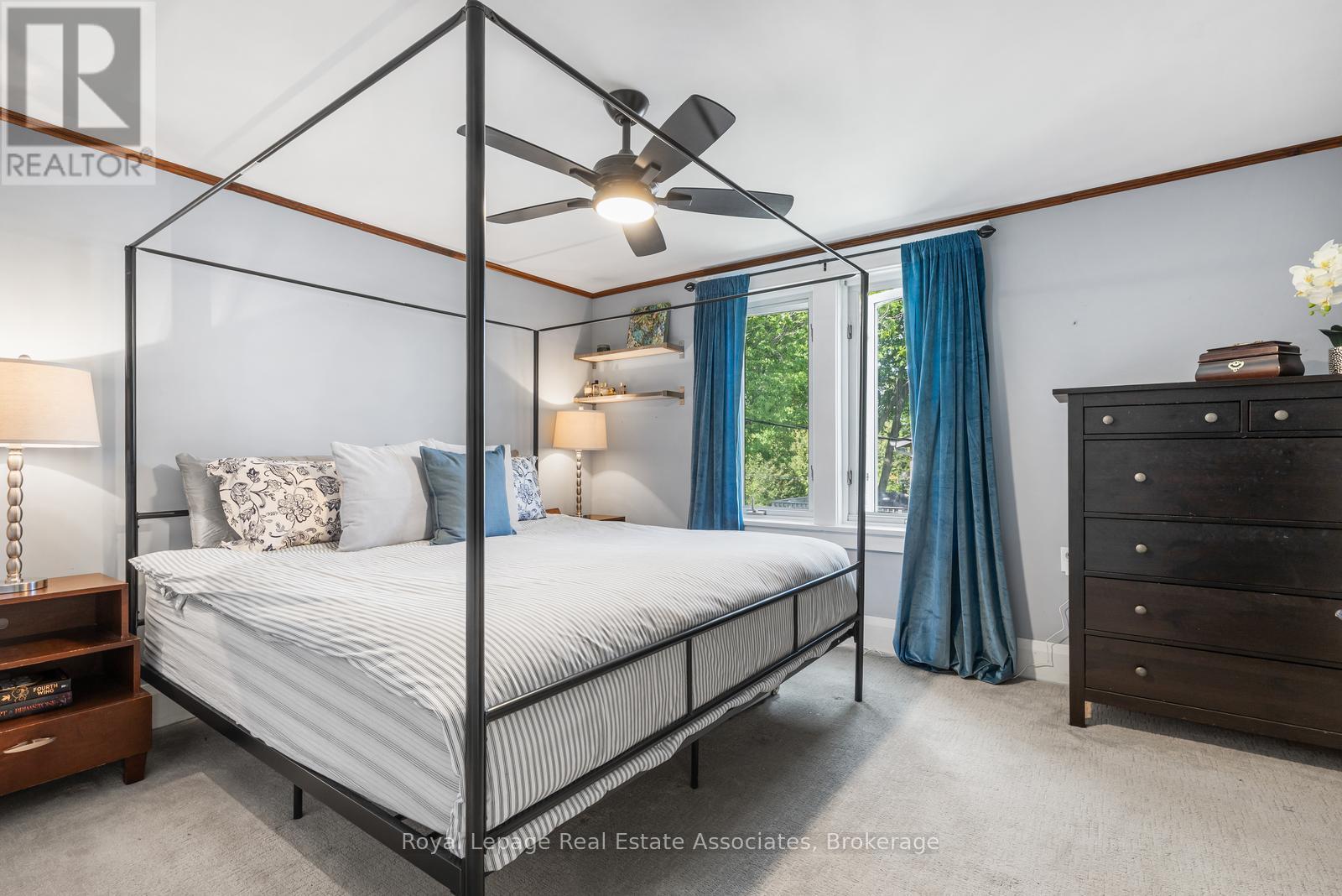 1807 BALSAM AVENUE - 25