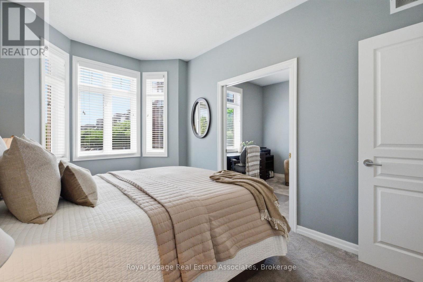 32 ST LAWRENCE DRIVE - 26
